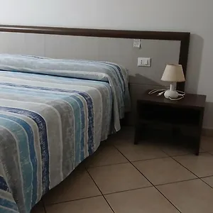 Domo - Guest-house Il Nespolo Fiorito Orosei